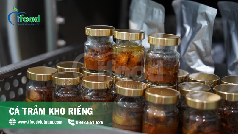 cá trắm kho riềng ăn liền