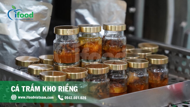 cá trắm kho riềng ăn liền